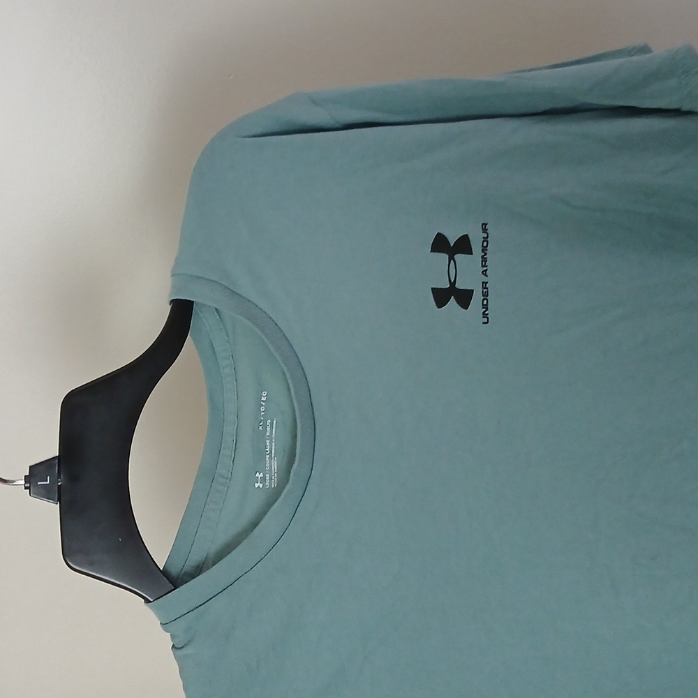Under Armour Blue T-Shirt Womens - Picture 3 of 3